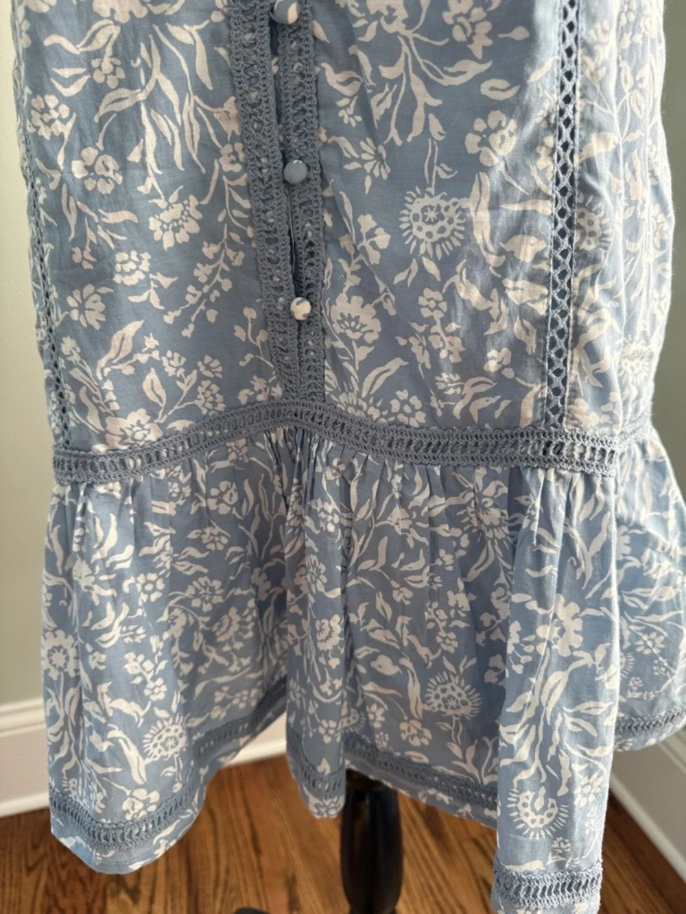 Lucky Brand Blue Floral Sleeveless V-Neck Button Dress - Picture 3 of 7